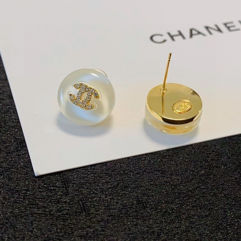 Chanel Earrings Packable 220038