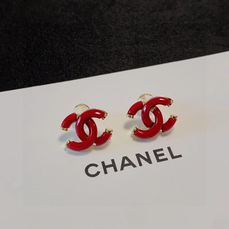 Minimalist Chanel Earrings 220025