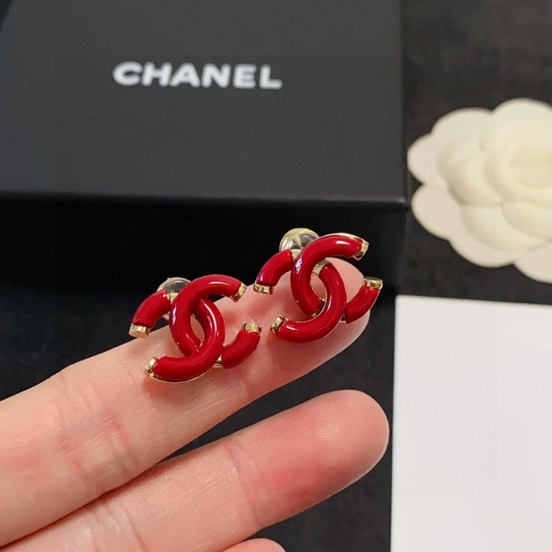 Minimalist Chanel Earrings 220025