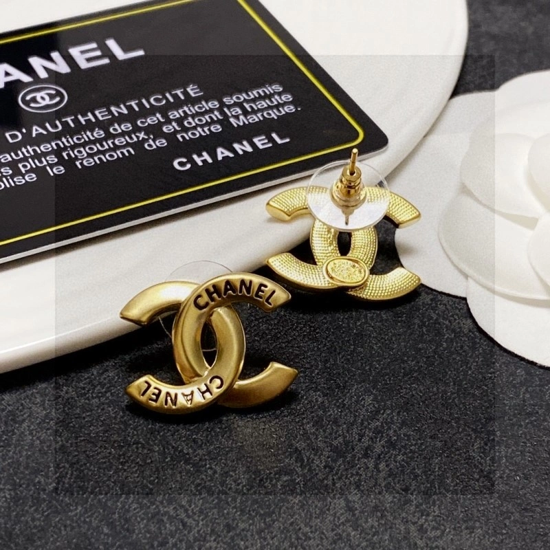 Chanel Earrings Bright 220033