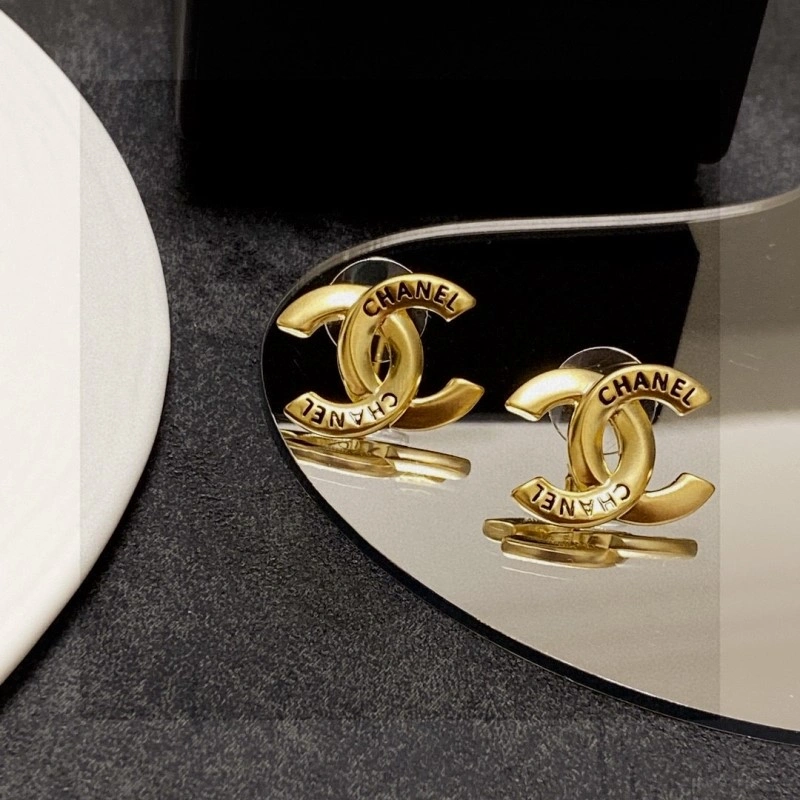 Chanel Earrings Bright 220033