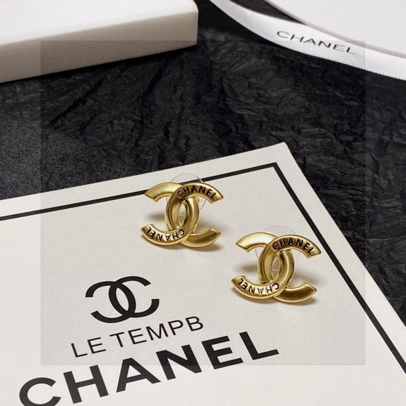 Chanel Earrings Bright 220033