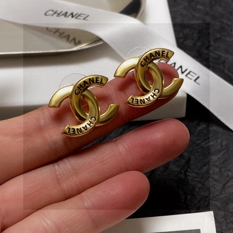 Chanel Earrings Bright 220033