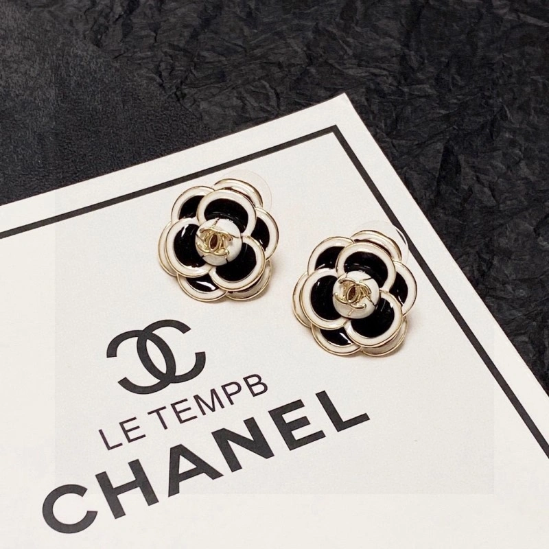 Chic Chanel Earrings 220029