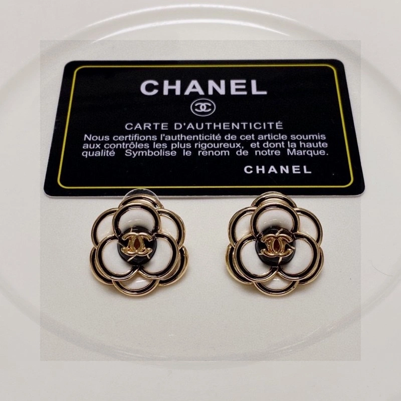 Chanel Earrings Timeless 220037