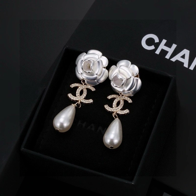 Chanel Earrings ComfortFit 220022