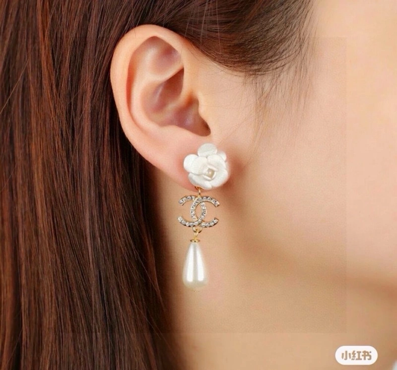 Chanel Earrings ComfortFit 220022