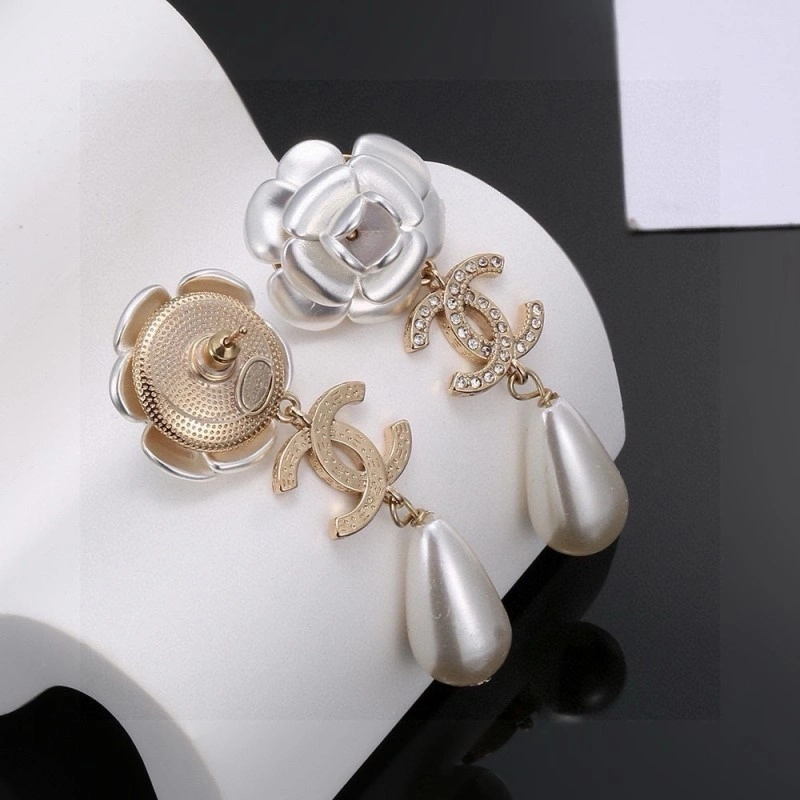 Chanel Earrings ComfortFit 220022