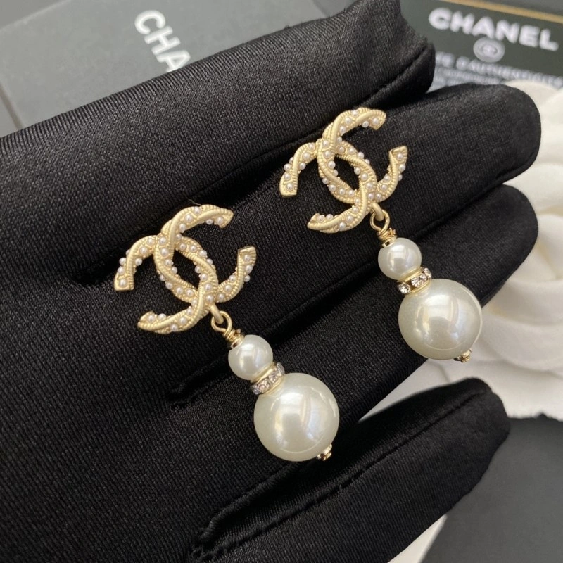 OdorResistant Chanel Earrings 220065