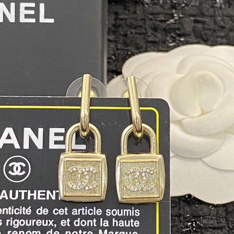 Chanel Earrings FashionForward 220024