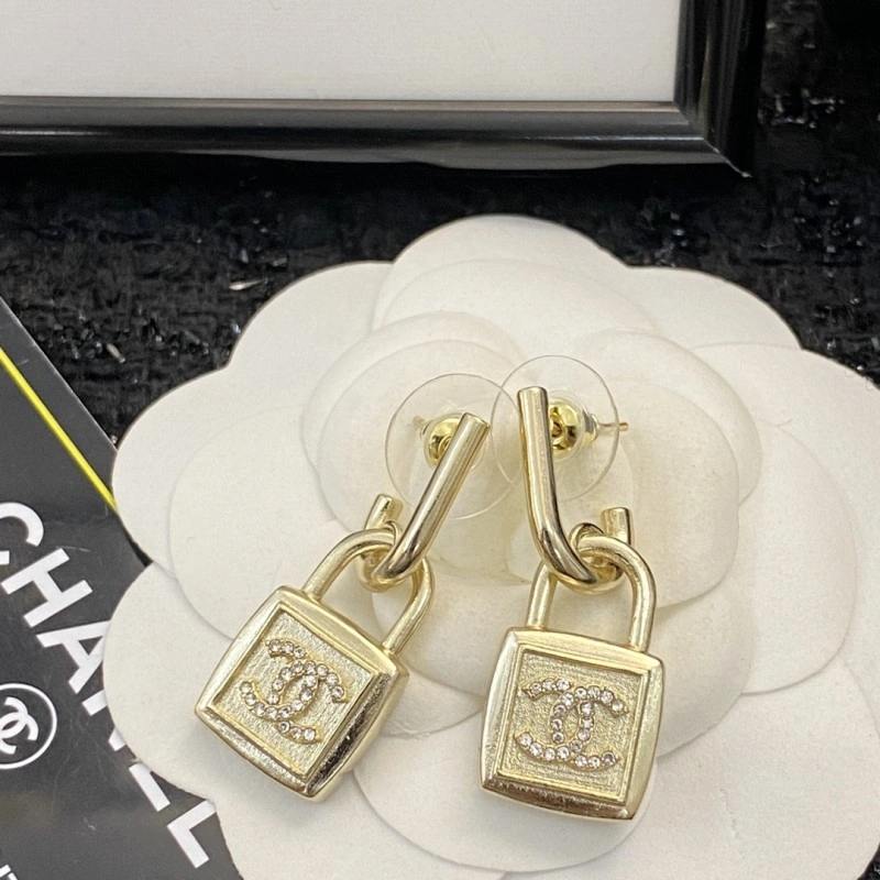 Chanel Earrings FashionForward 220024