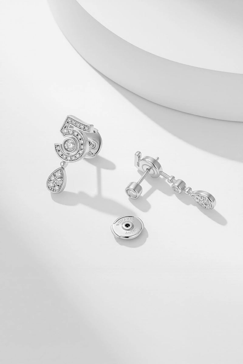 Chanel Earrings FreshLook 219993