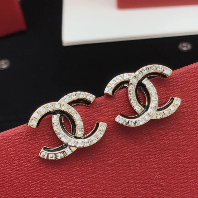 Chanel Earrings Fashionable 220005