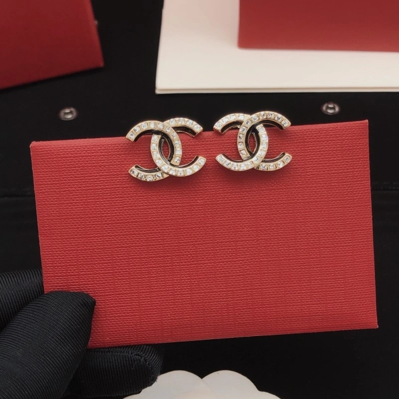 Chanel Earrings Fashionable 220005