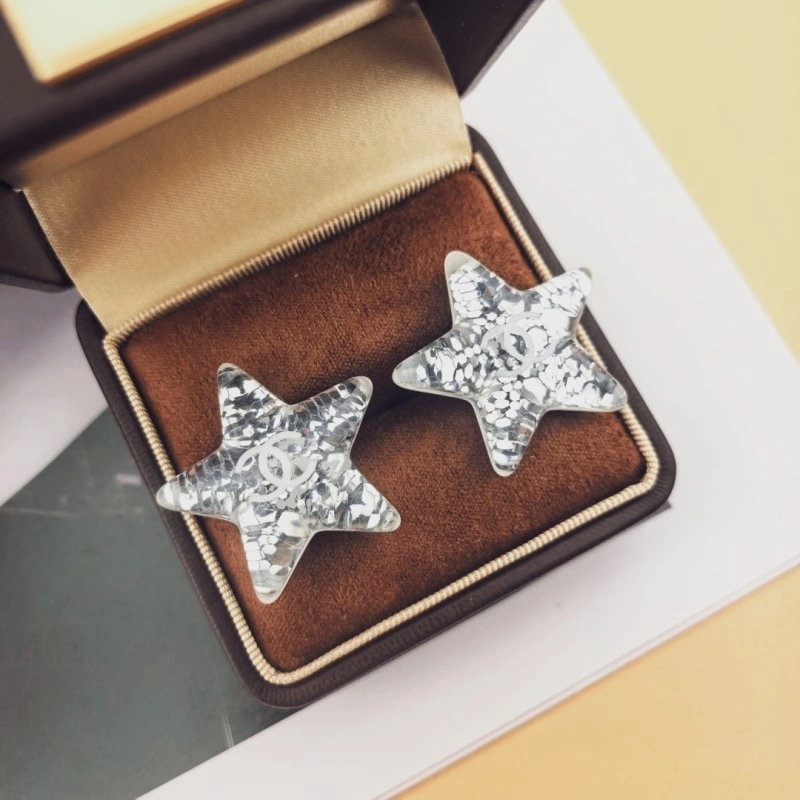 Chanel Earrings SmoothTexture 220003