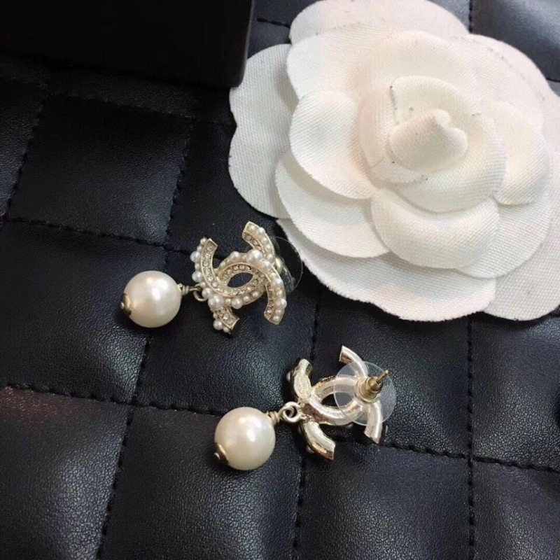 Chanel Earrings Efficient 220001