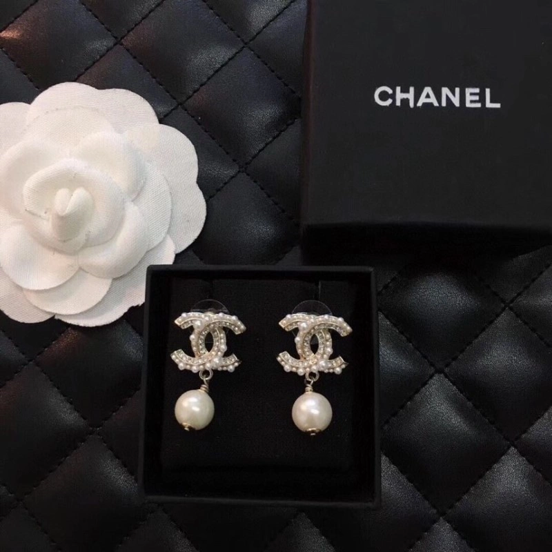 Chanel Earrings Efficient 220001