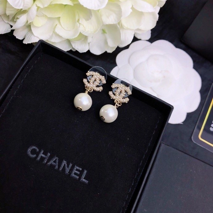 Sustainable Chanel Earrings 219987