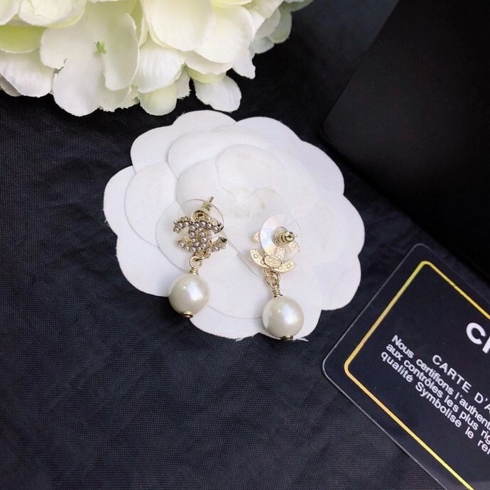 Sustainable Chanel Earrings 219987