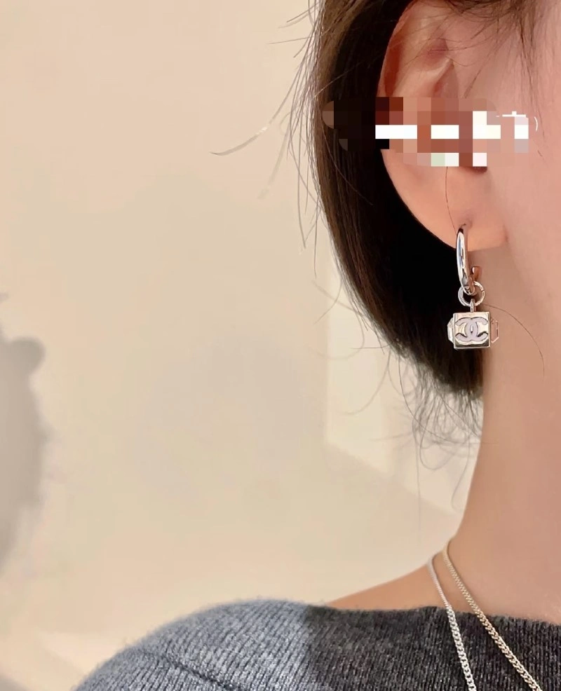 Chanel Earrings Seasonal 219986