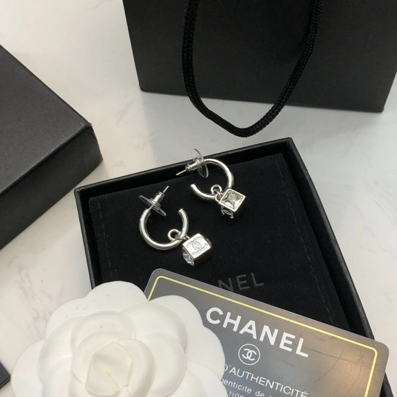 Chanel Earrings Seasonal 219986