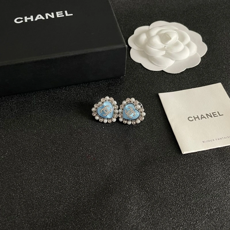 Chanel Earrings Effortless 219979