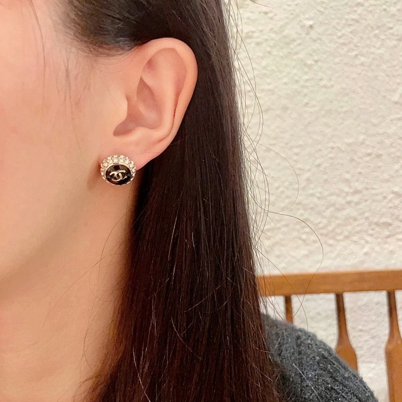 Chanel Earrings Snug 219994