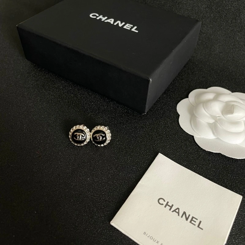 Chanel Earrings Snug 219994