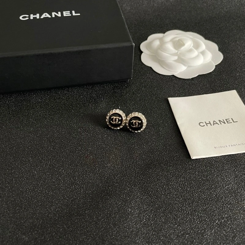 Chanel Earrings Snug 219994