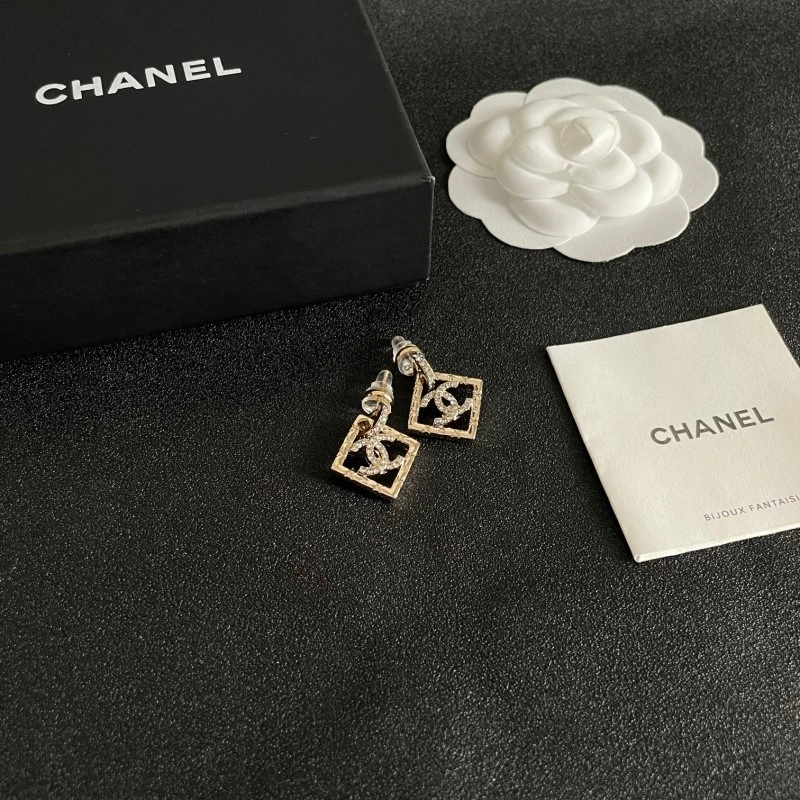 Chanel Earrings FreshLook 219967