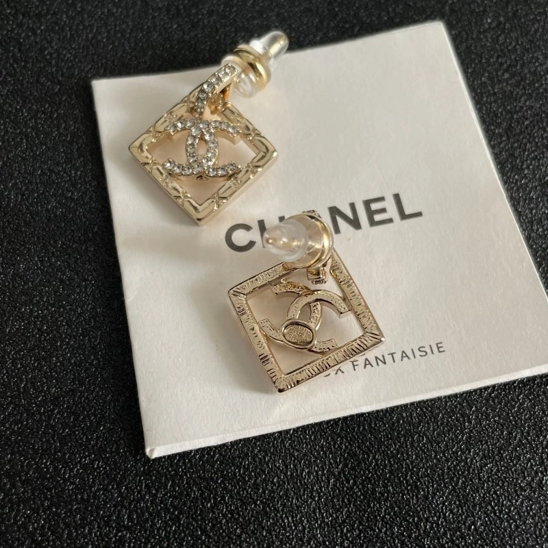 Chanel Earrings FreshLook 219967