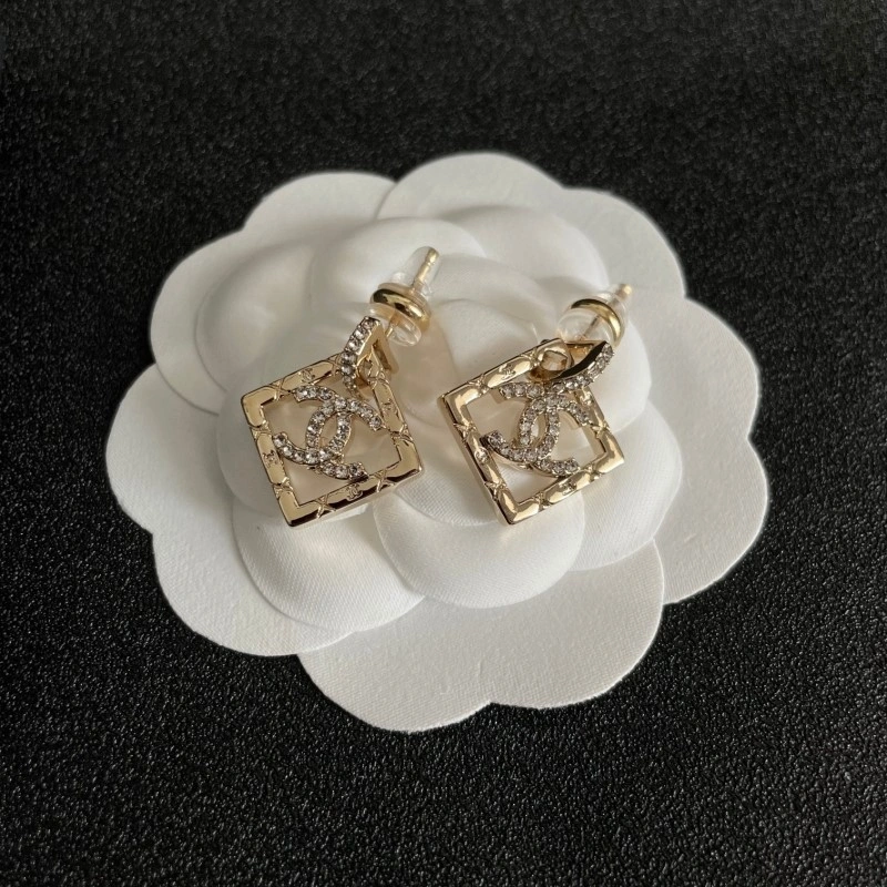 Chanel Earrings FreshLook 219967