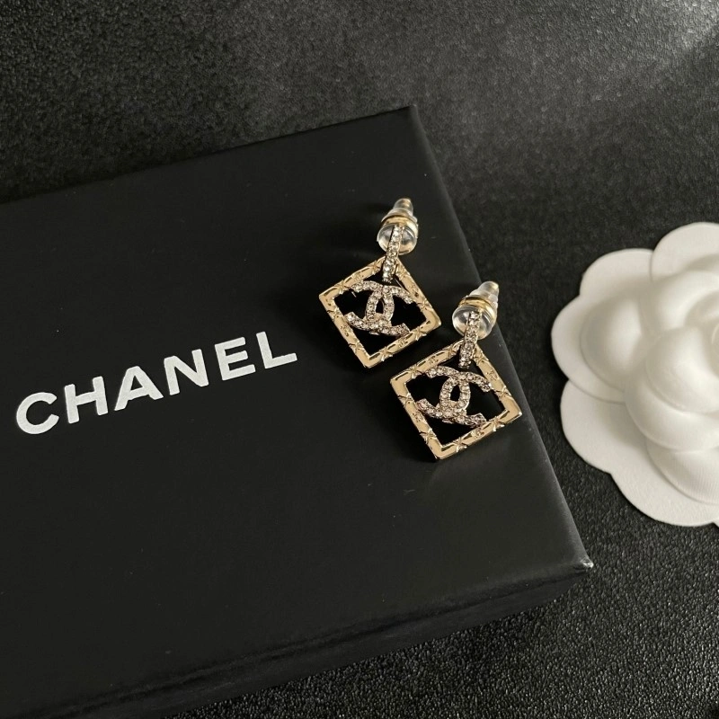 Chanel Earrings FreshLook 219967