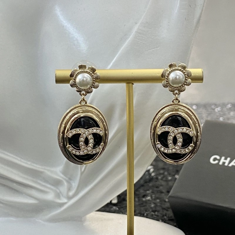 Chanel Earrings Fashionable 219955