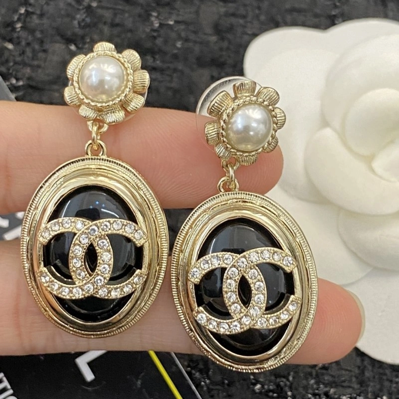 Chanel Earrings Fashionable 219955