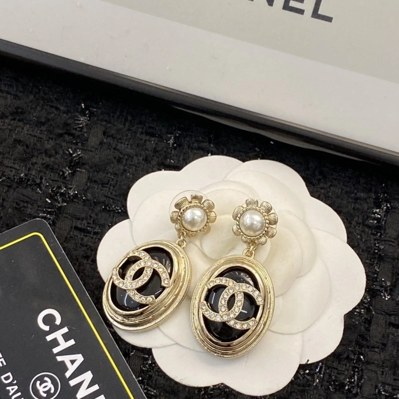 Chanel Earrings Fashionable 219955