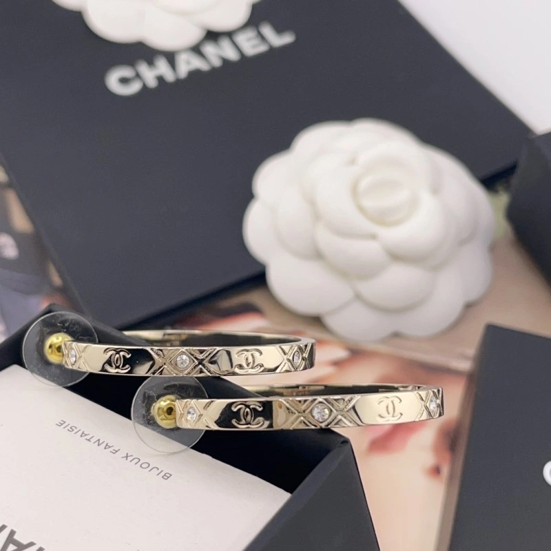 Chanel Earrings Modern 219949