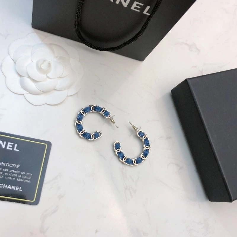 Chanel Earrings Sporty 219950
