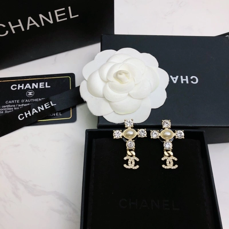 Chanel Earrings Supportive 219958
