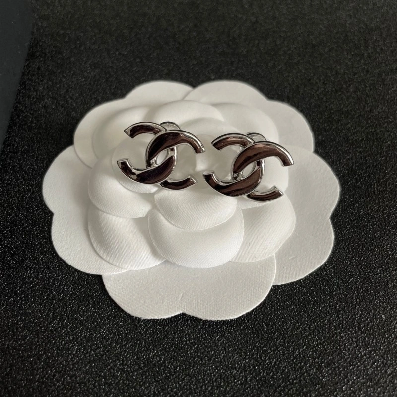 Chanel Earrings Effortless 219948