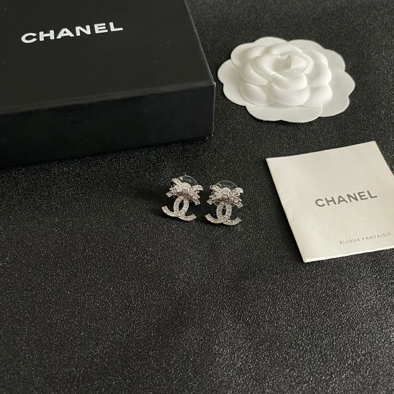Effortless Chanel Earrings 219951
