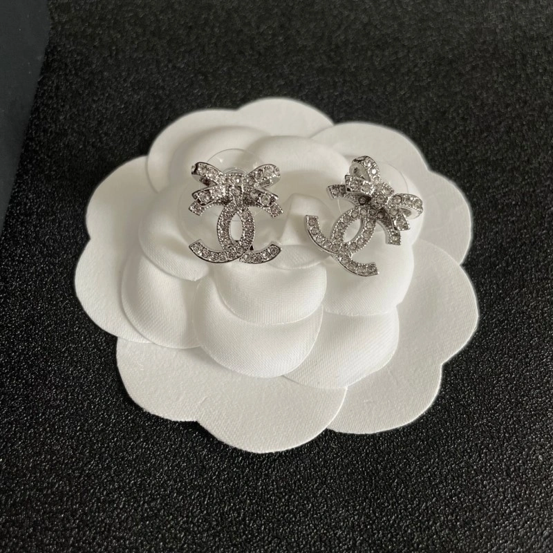 Effortless Chanel Earrings 219951