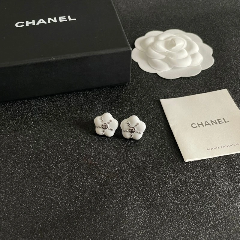 Chanel Earrings Compact 219957