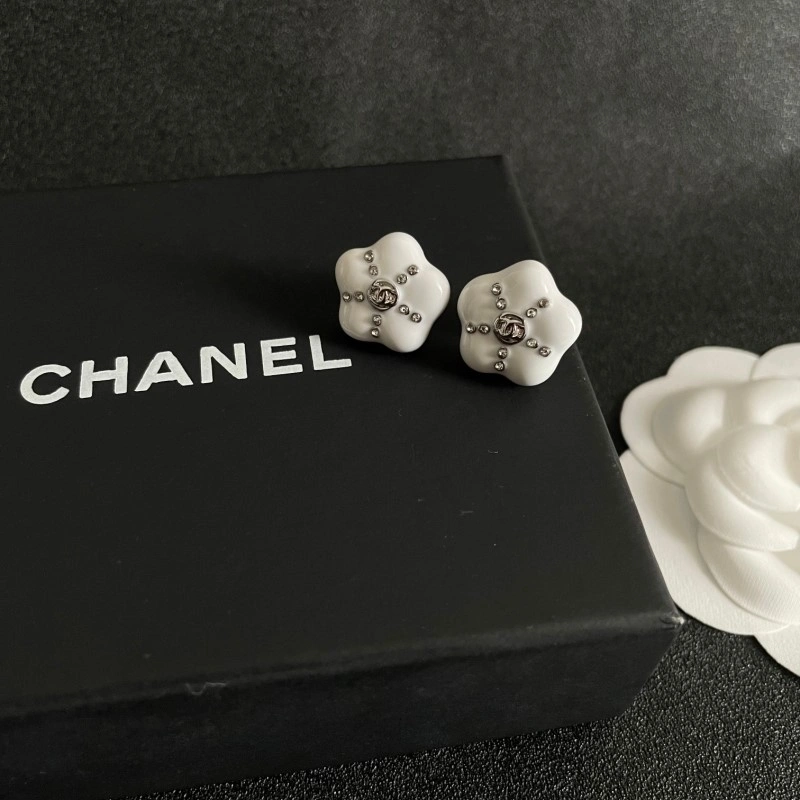 Chanel Earrings Compact 219957
