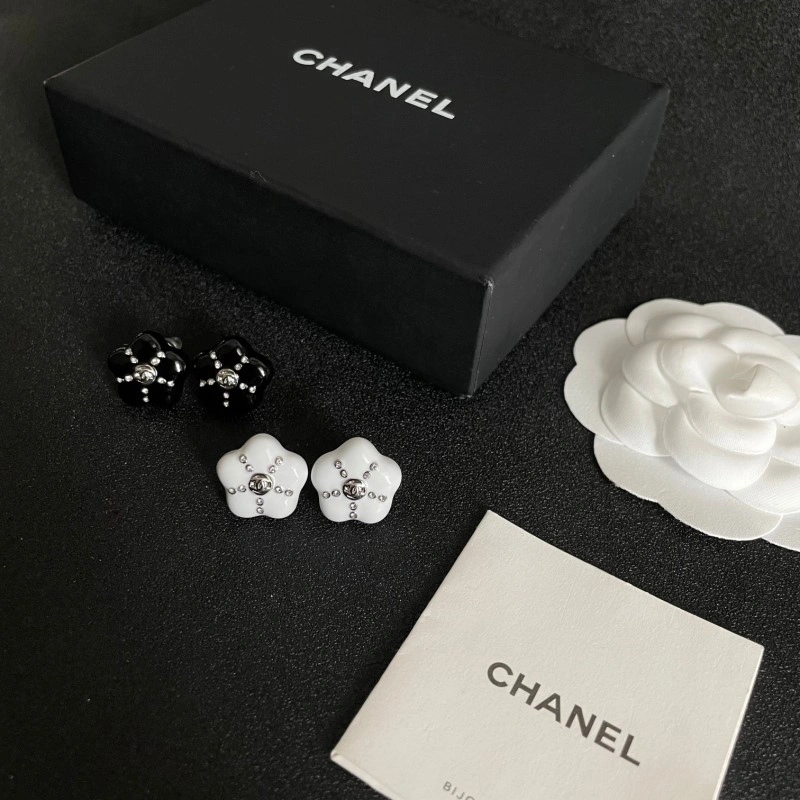 Chanel Earrings Practical 219944