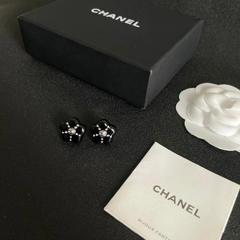 Chanel Earrings Practical 219944