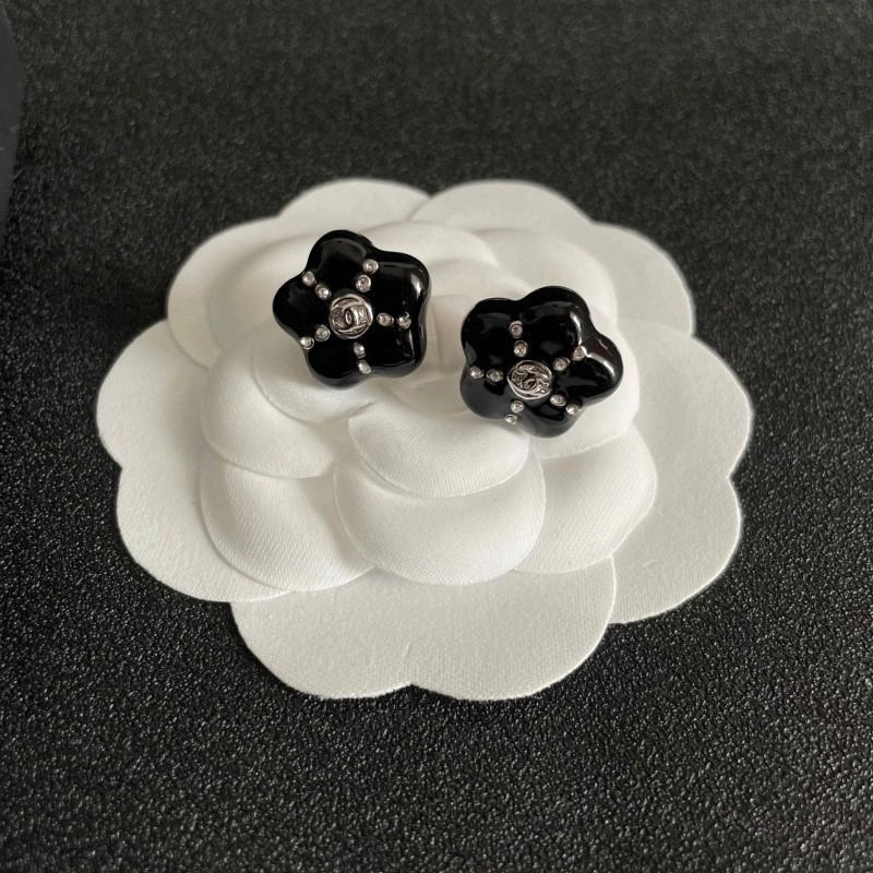 Chanel Earrings Practical 219944