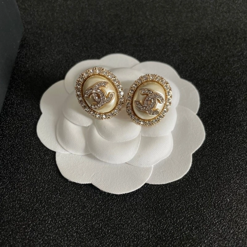 Chanel Earrings Trendy 219933