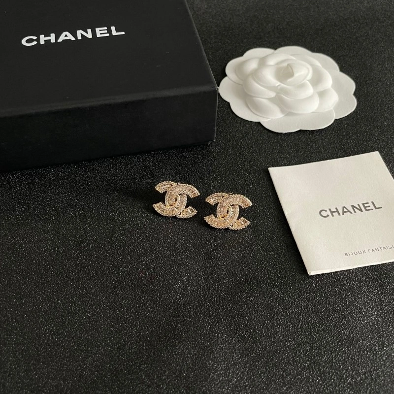 Chanel Earrings TimelessDesign 219935