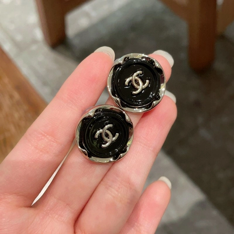 Chanel Earrings Effortless 219926